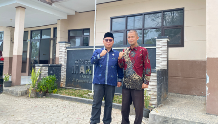 Tingkatkan Mutu Pendidikan, Kepala Kantor Kementerian Agama Garut Monitoring AKGTK dan Gladi Bersih TKA di MAN 4 Garut